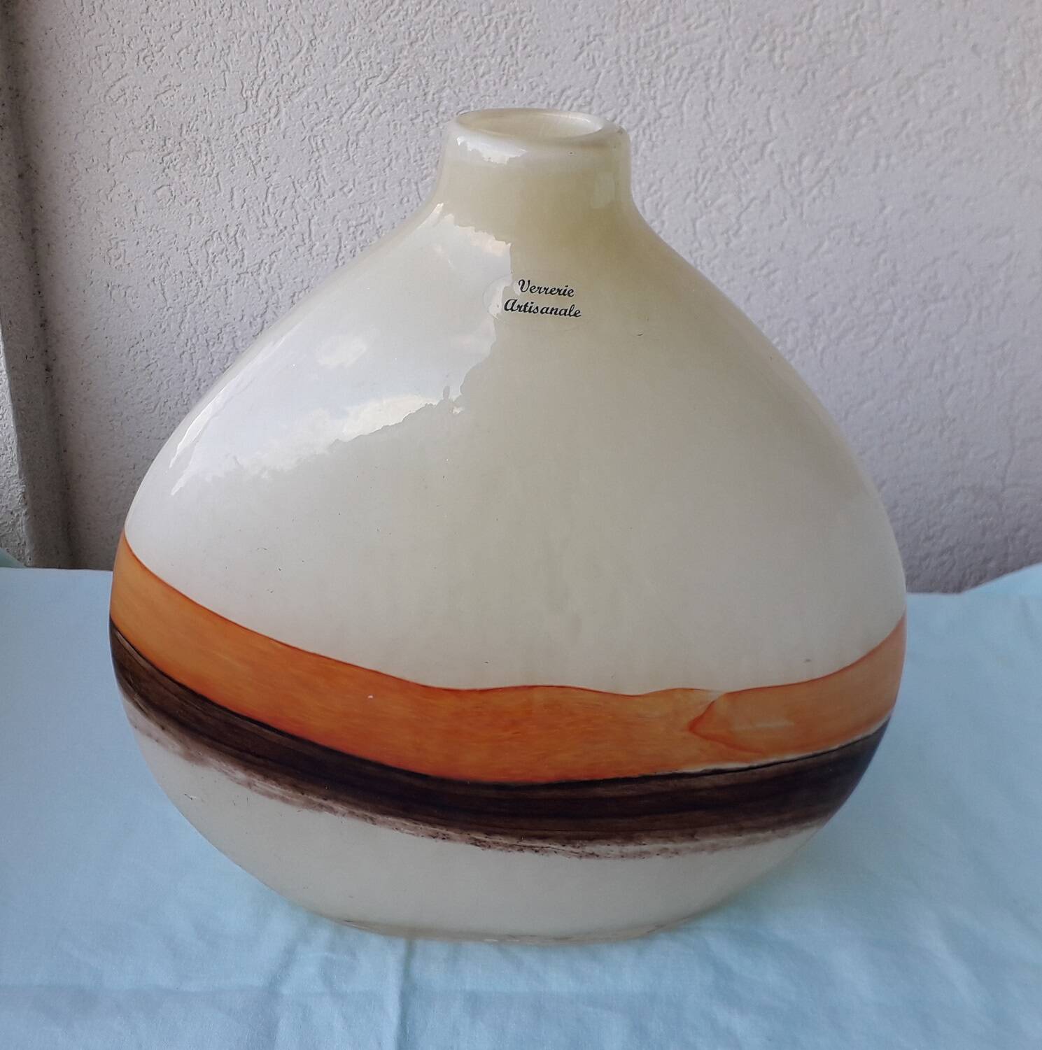Glass vase