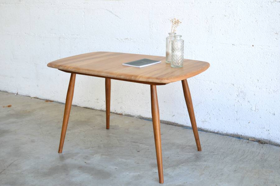 Table basse par Lucian Ercolani 73cm