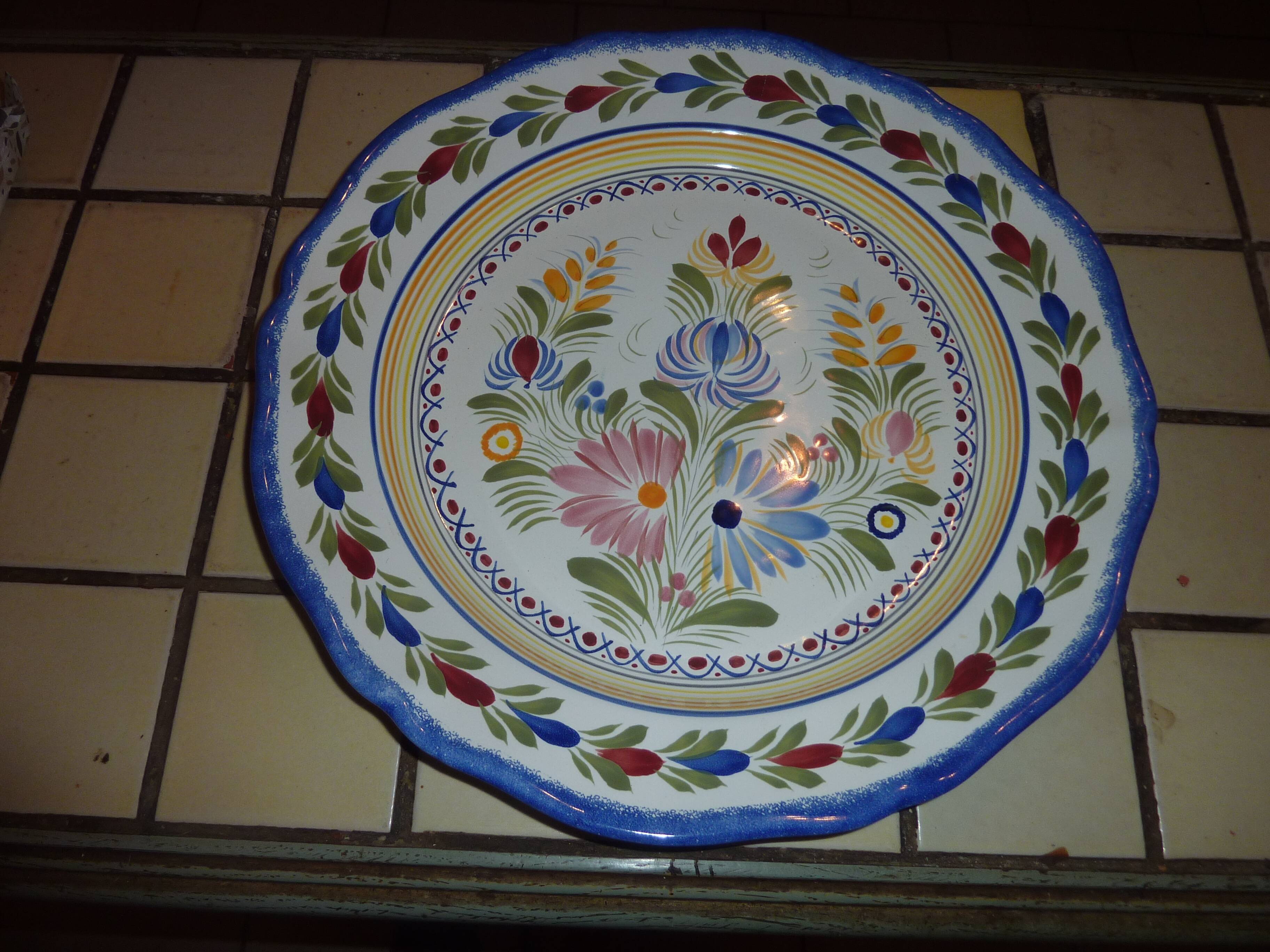 Large Henriot dish