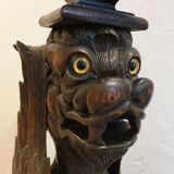 Saddle column griffin winged lion head