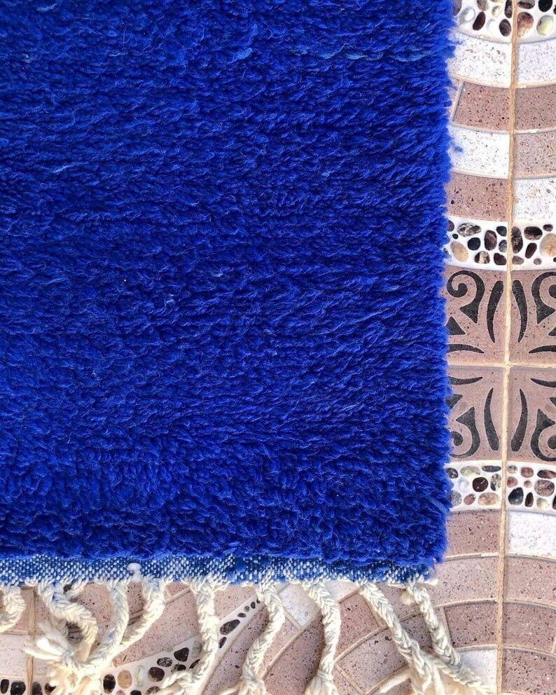 Handmade pure wool rug, size 100 x 200 cm