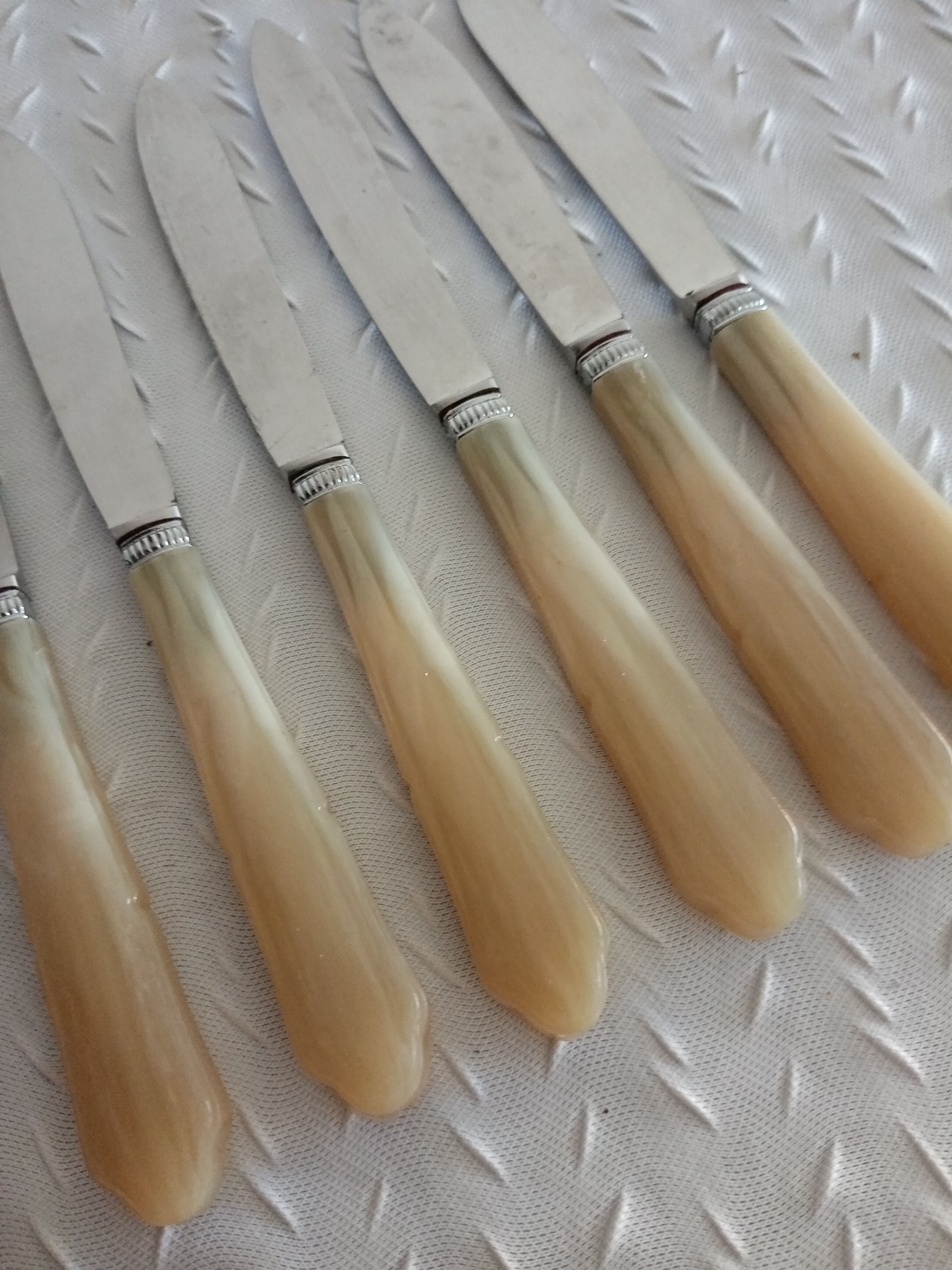 6 cheese knives, vintage