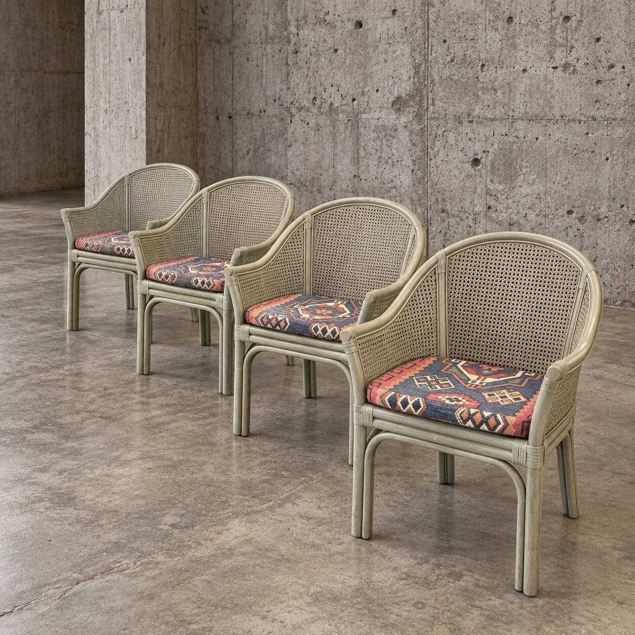 Rohé Noordwolde dining set / table / 4 x matching chairs / 1980s / very good condition