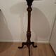 High English guéridon/side table in mahogany.