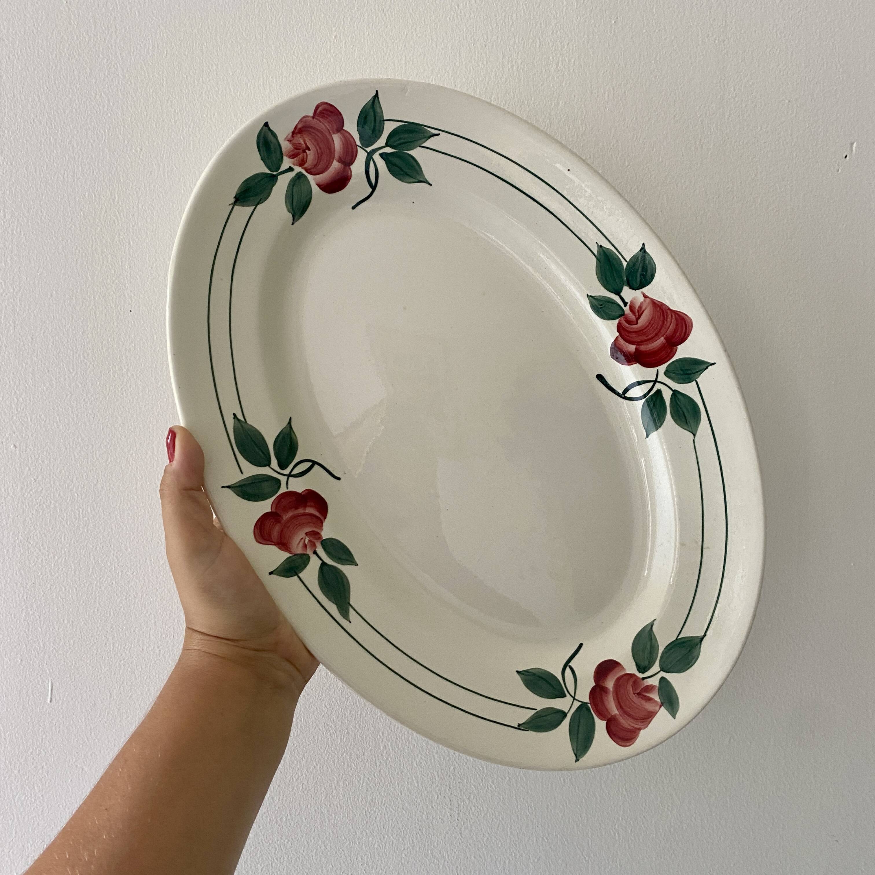 Set of 2 old Mado model dishes