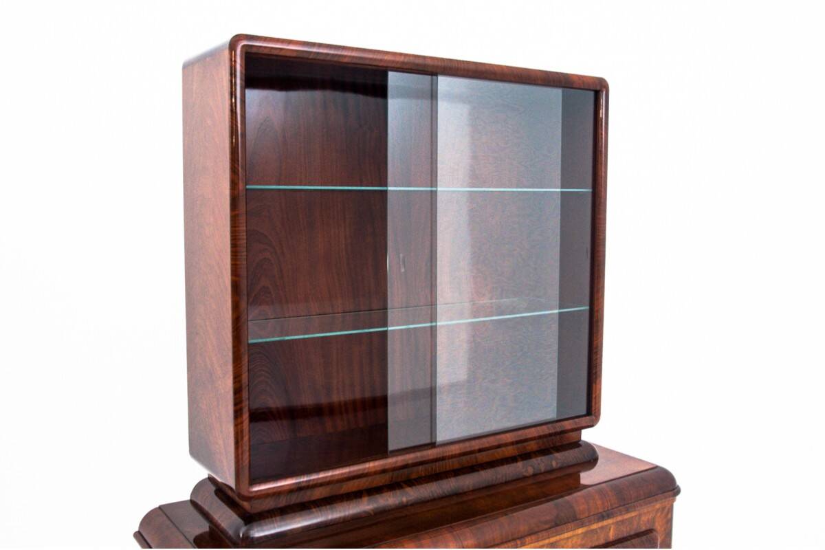 Art Deco style display cabinet, 1940s, Poland.