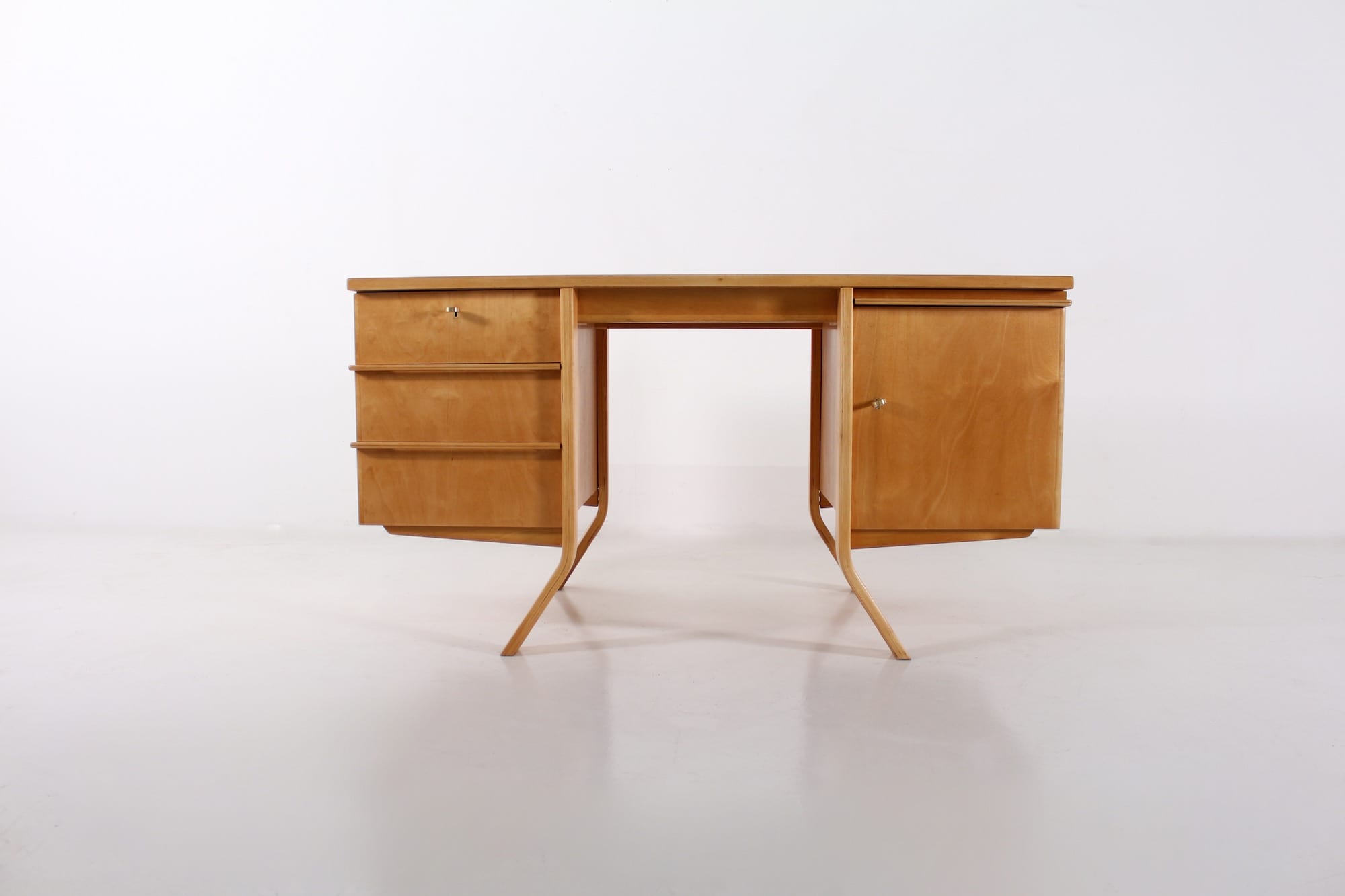 Bureau Cees Braakman Berken Serie