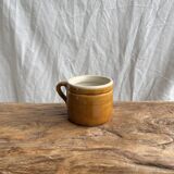 Stoneware mug with handle