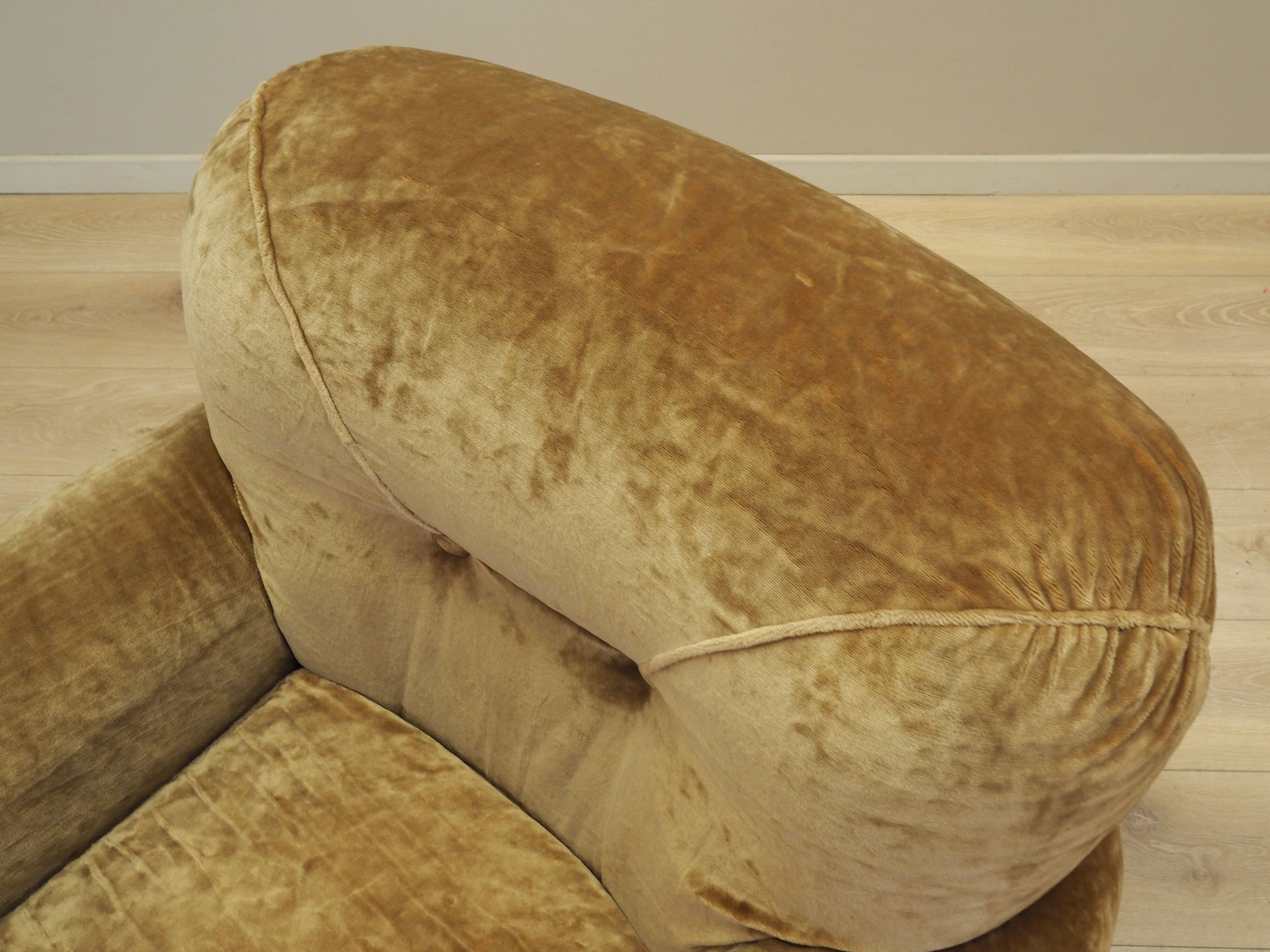 Velour armchair, Italian design, 1970s, production: Italy