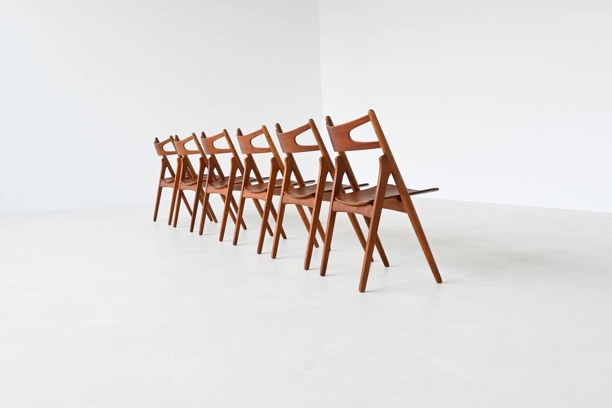 Hans Wegner Sawbuck CH29 dining chairs Carl Hansen & Son Denmark 1952