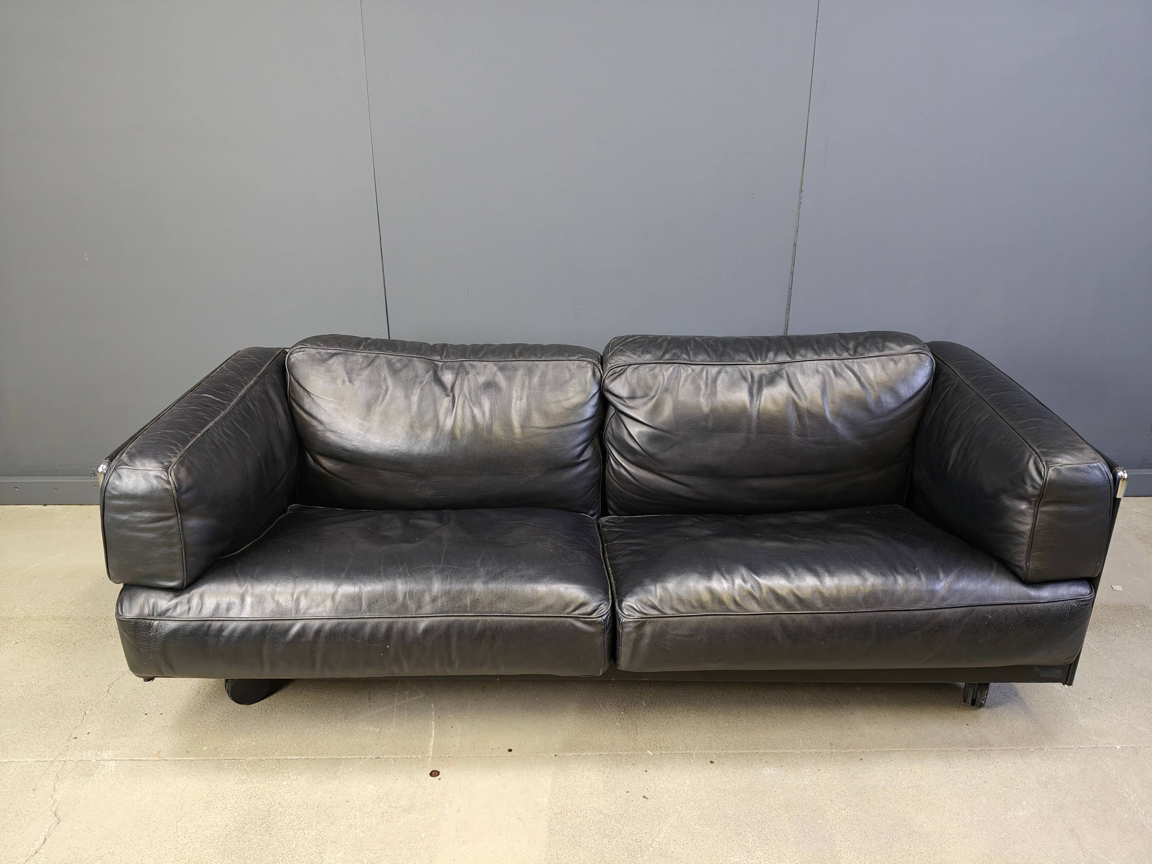 Vintage 'Twice' sofa by Pierluigi Cerri for Poltrona Frau, 1990s