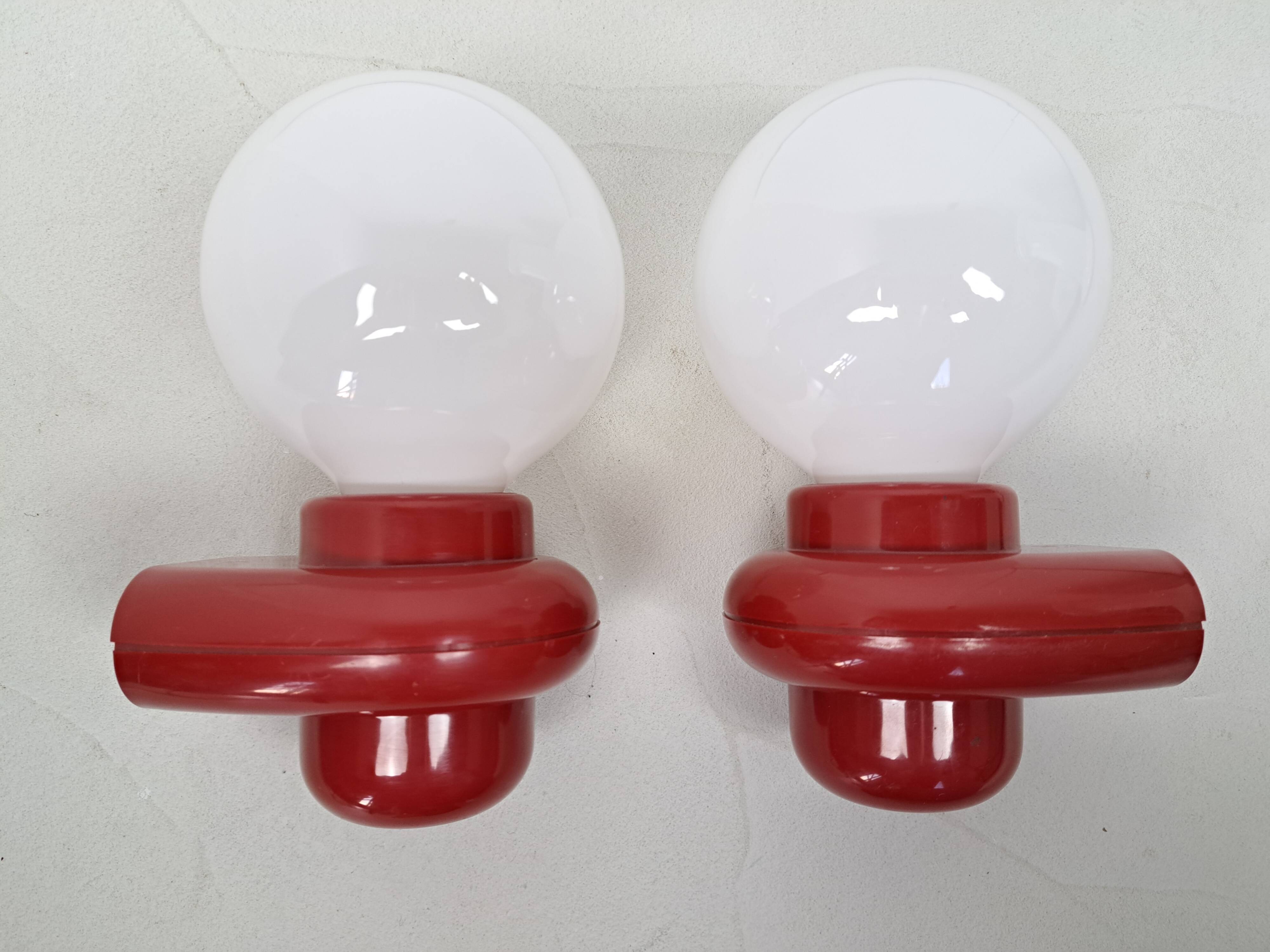 Pair of Allibert wall lights