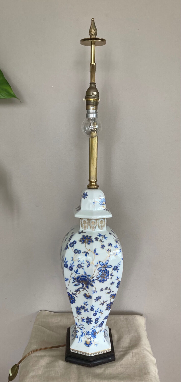 Porcelain living lamp nineteenth handmade decorations, double lighting