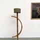 Lampadaire sculptural en rotin cintré