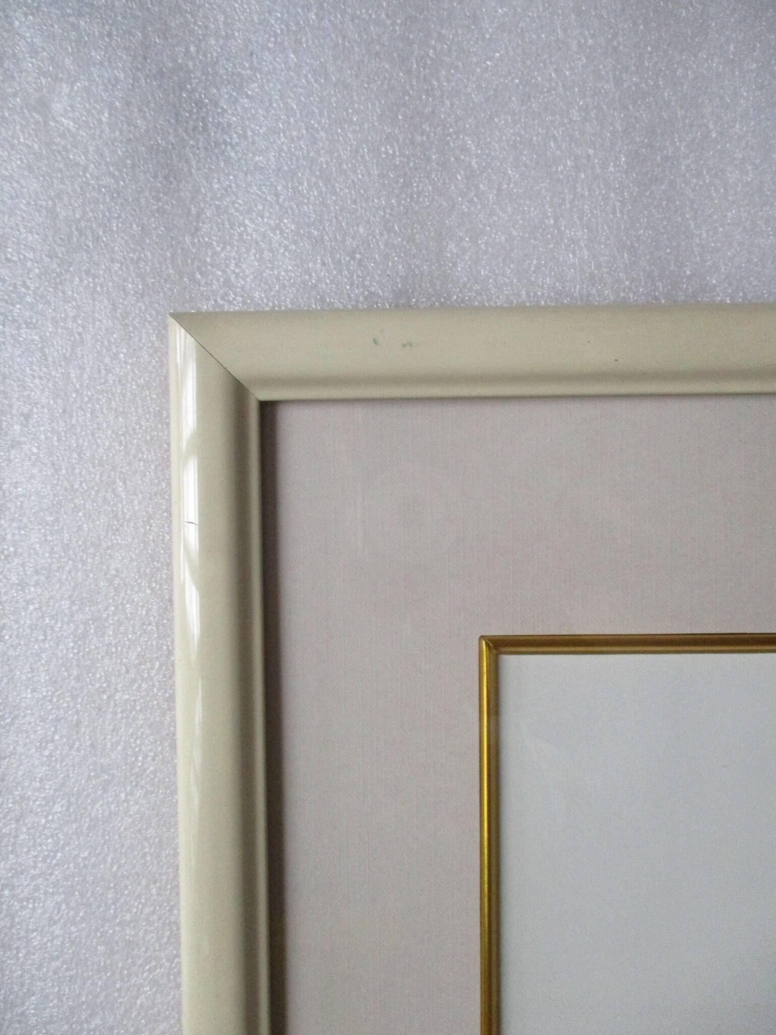 Off-white wooden frame for 242 x 300 mm subject