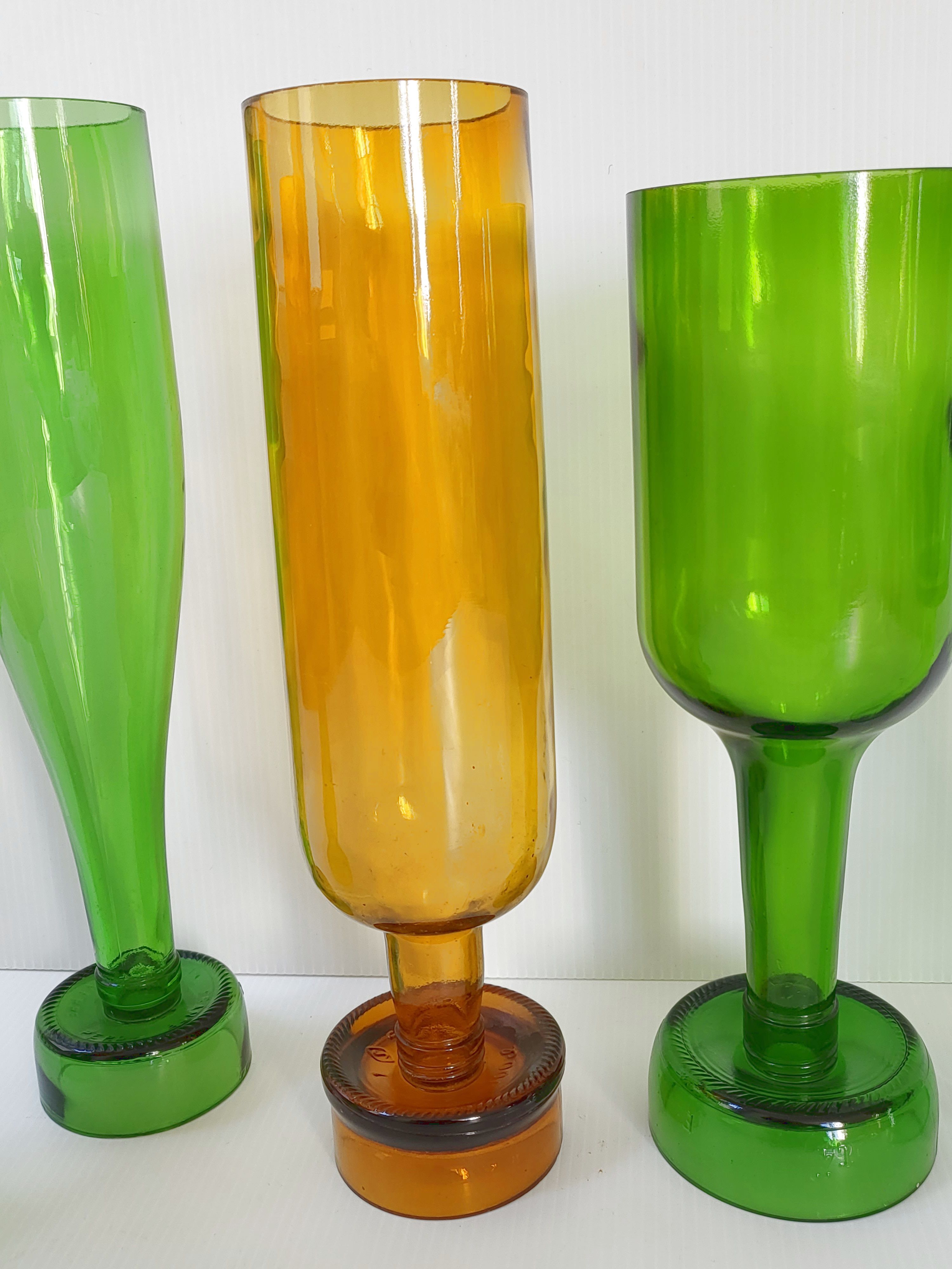 Suite of 5 vintage Suze vases