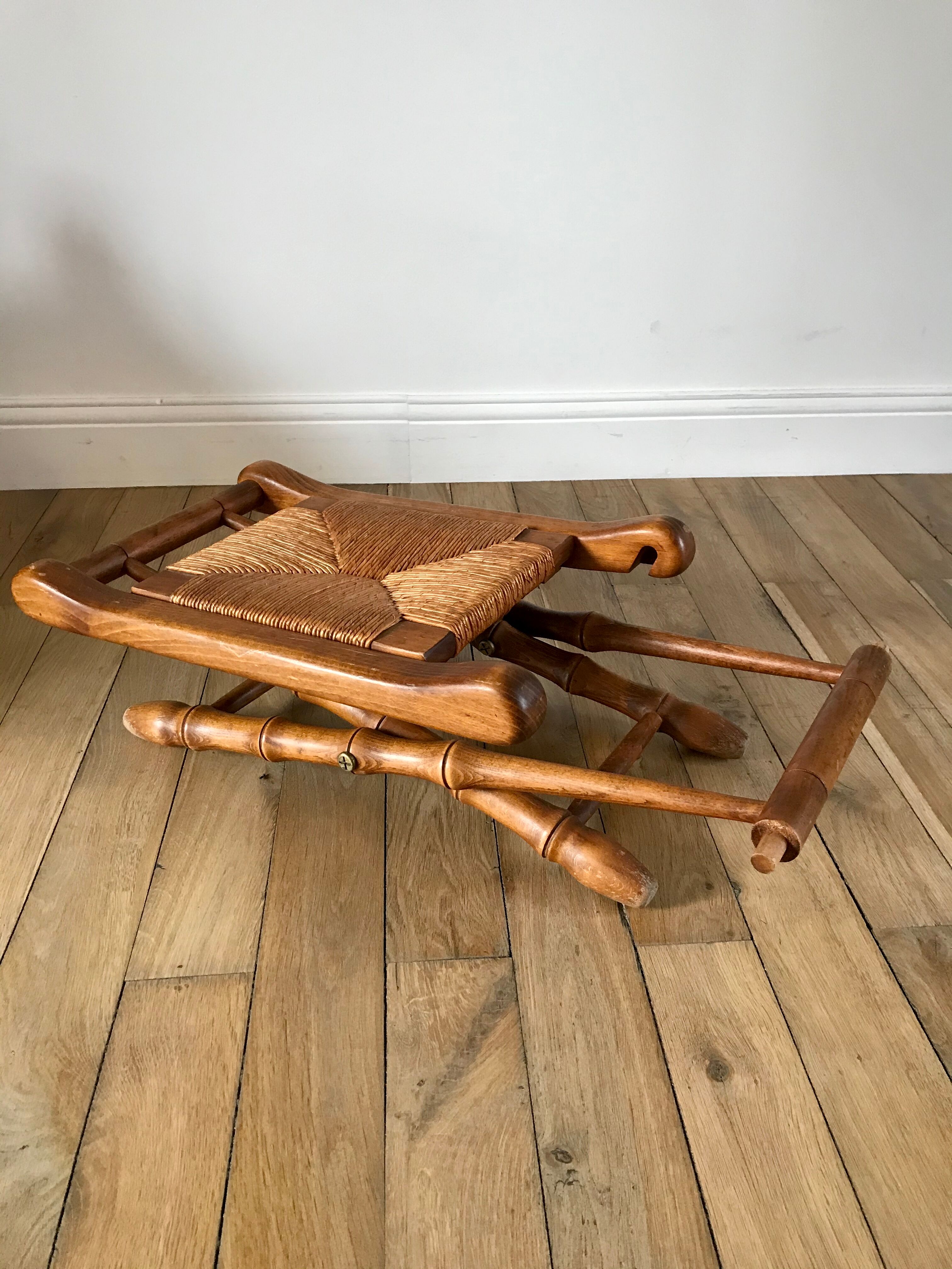 Folding stool in beech wood and mulching years 40-50