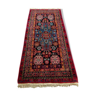 Old oriental rug made hands. 181 x 90cm