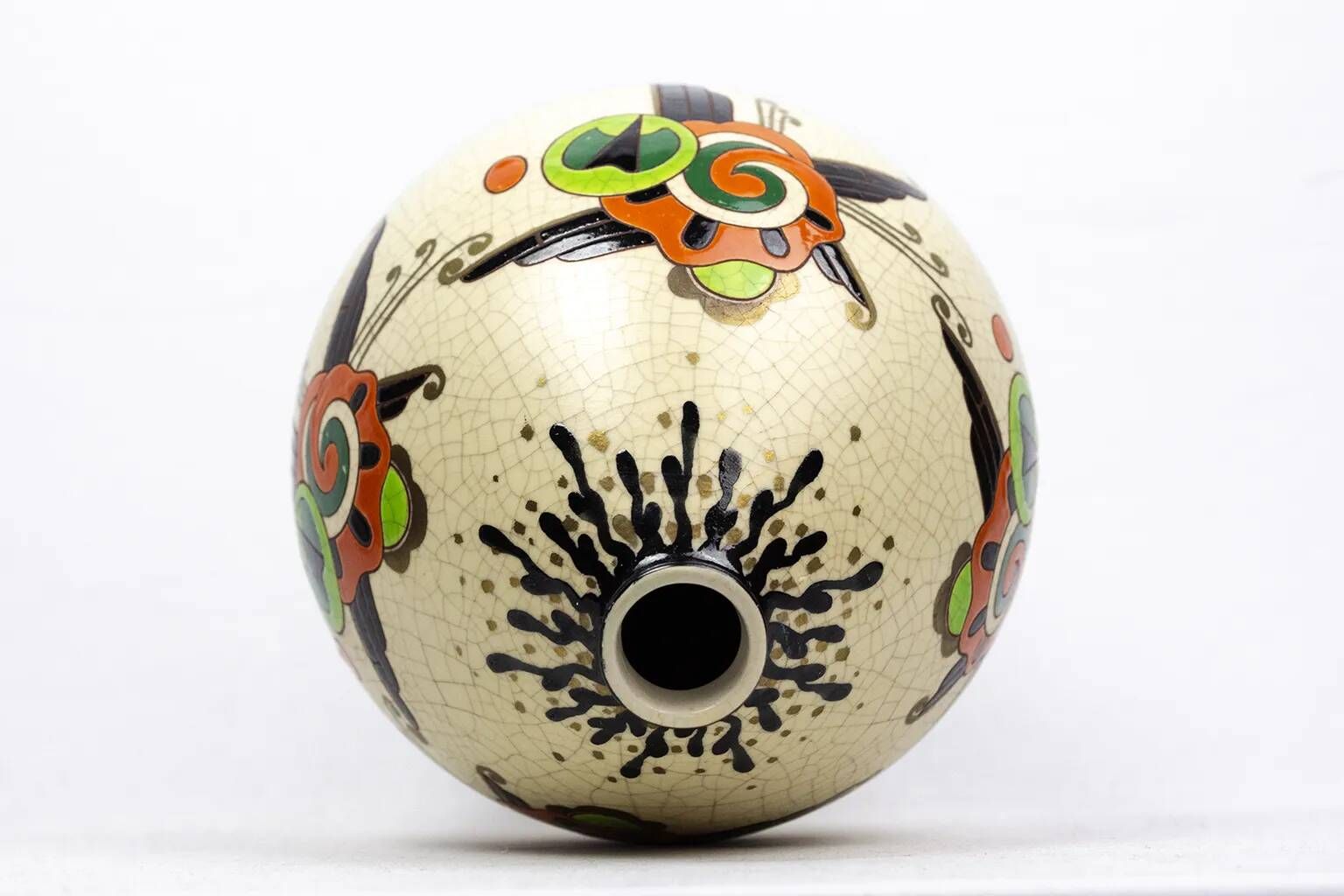 Art Deco vase Orchies, enamels on crackled background, stylised flowers