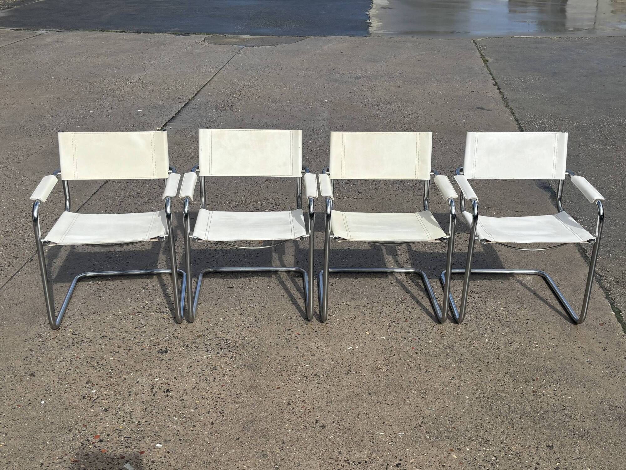 Set of 4 dining chairs in white, S34 Mart Stam/Marcel Breuer style Italy