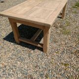 Farm table