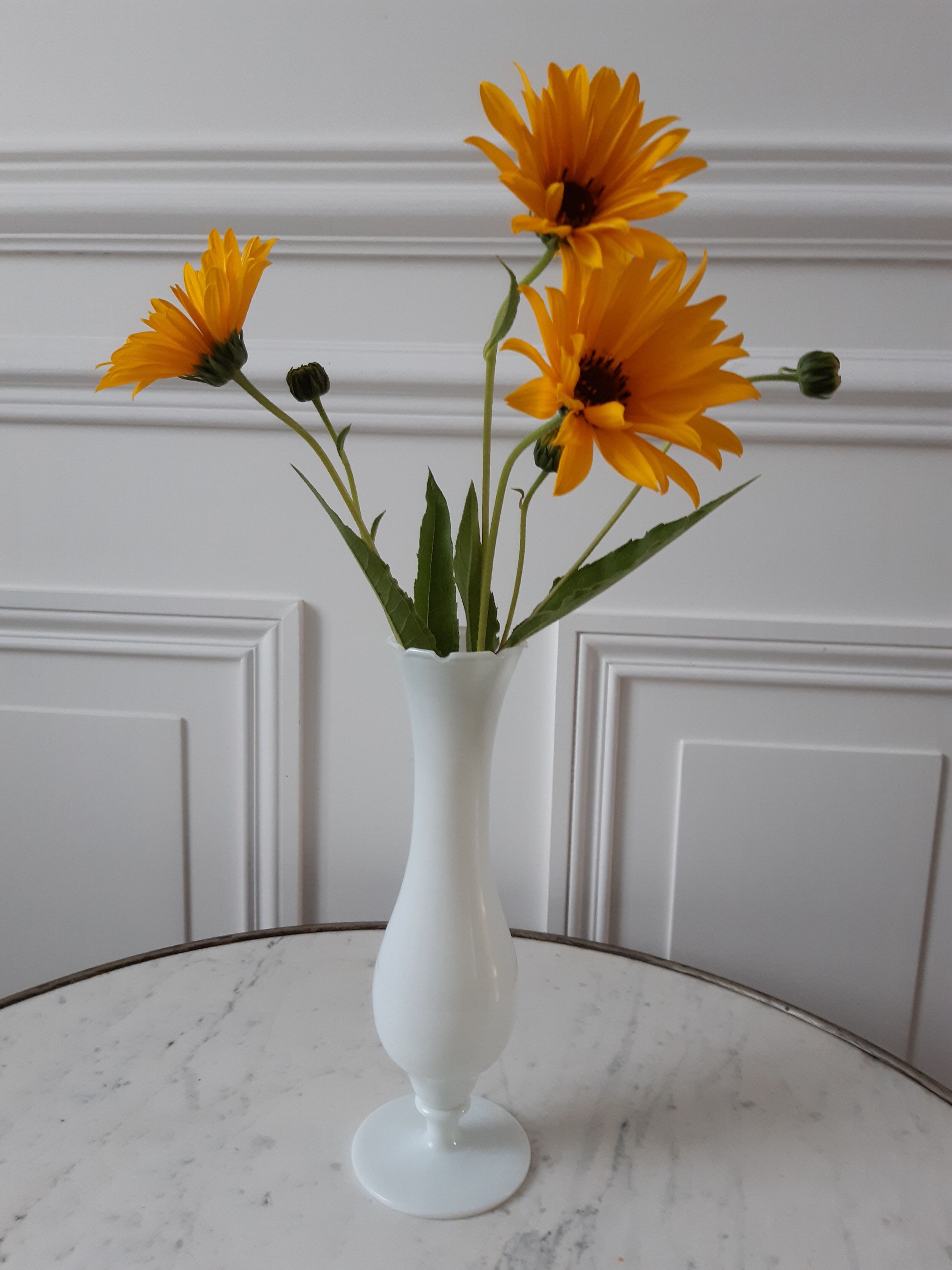 30s toothed opaline vase