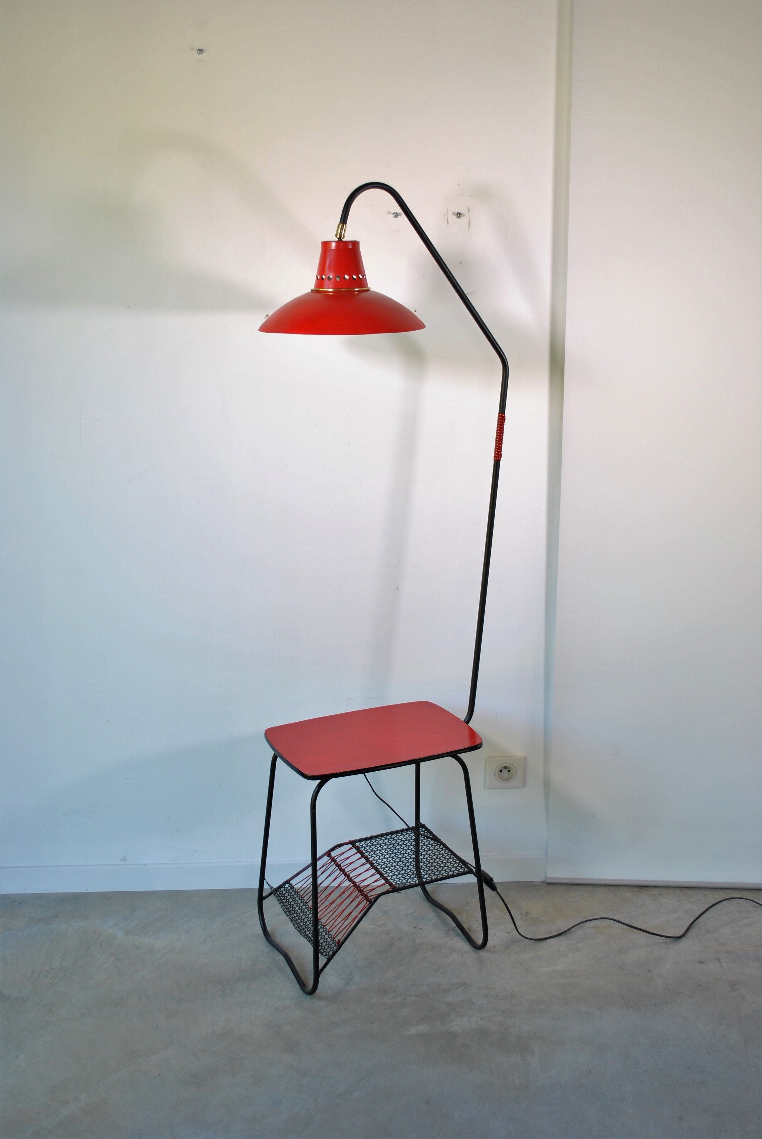 Floor lamp e-reader door reviews 1970