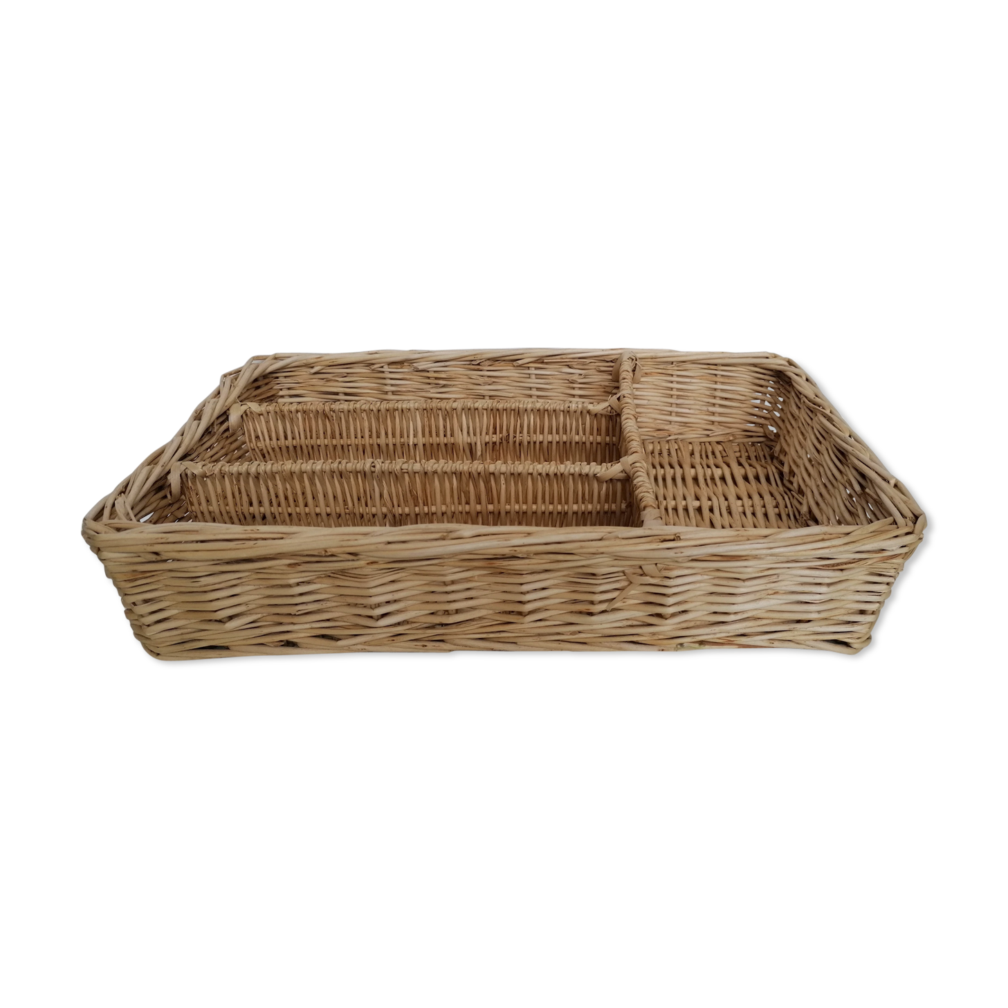 Wicker basket for cutlery