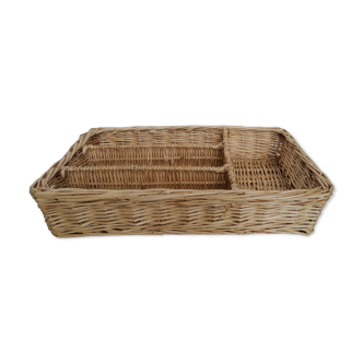 Wicker basket for cutlery