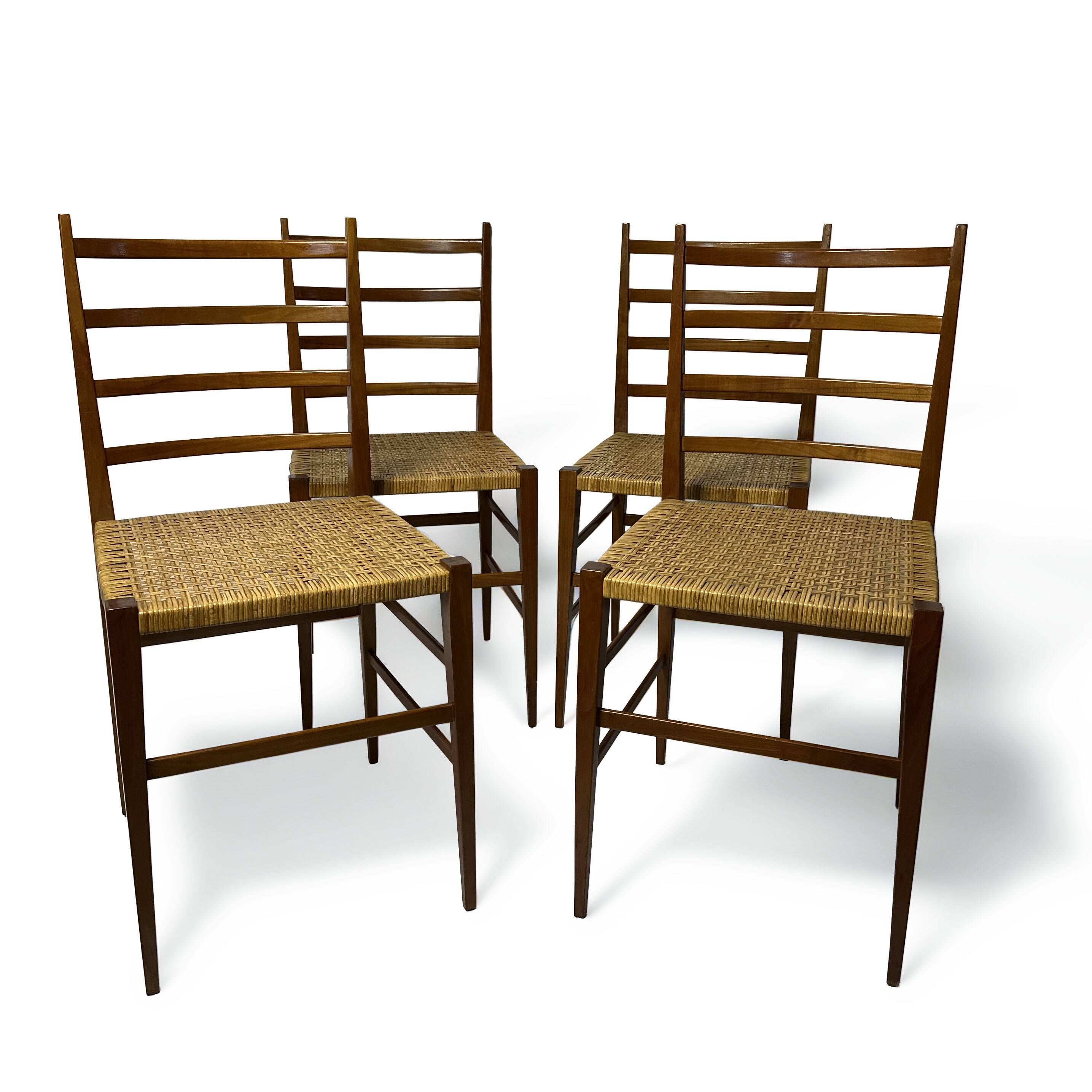 Set of 4 vintage Italian chairs in Superleggera style