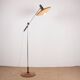 Grand lampadaire inclinable en Acier et Teck par Georges Frydman 1960.