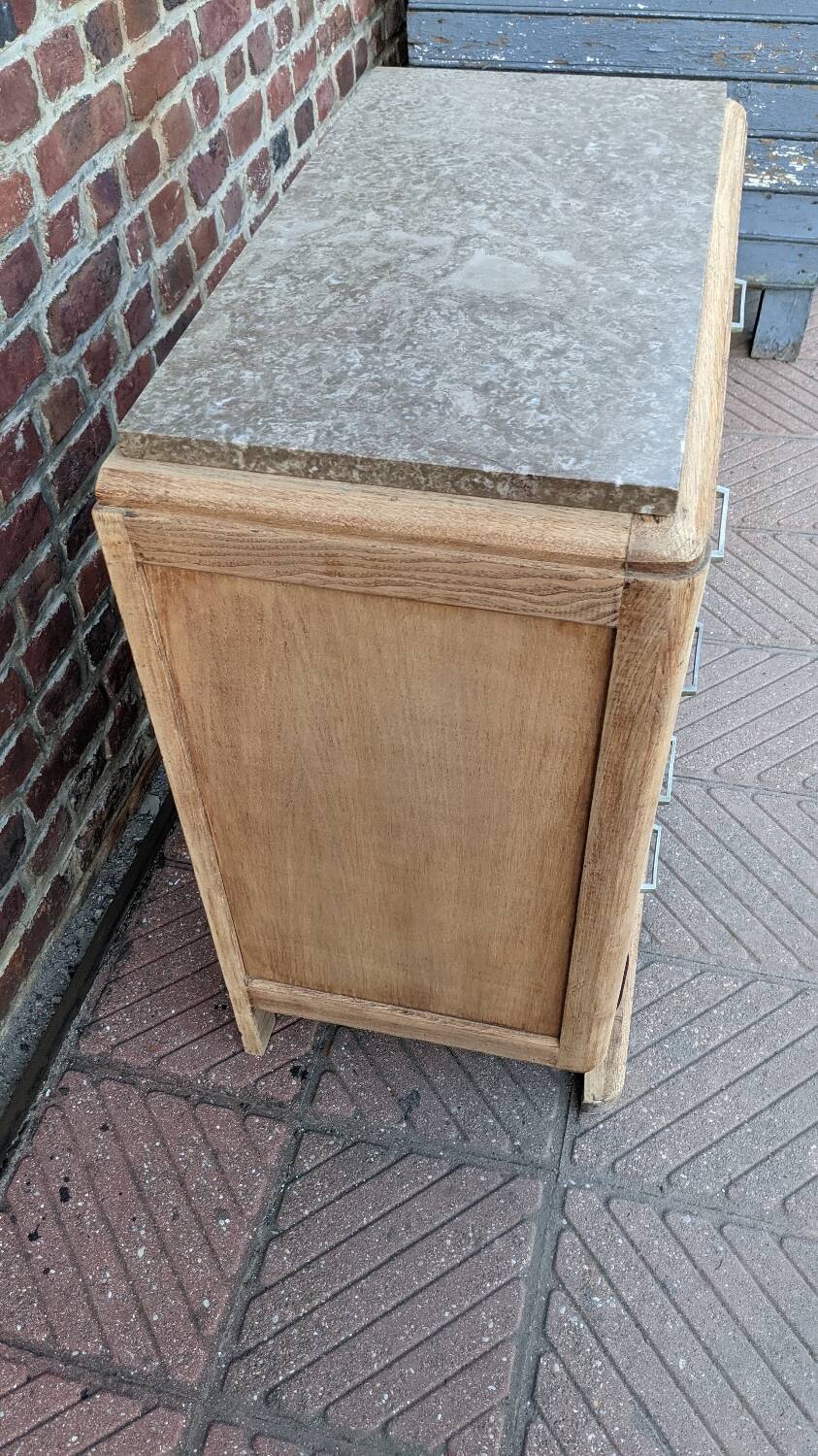 Art deco chest of drawers