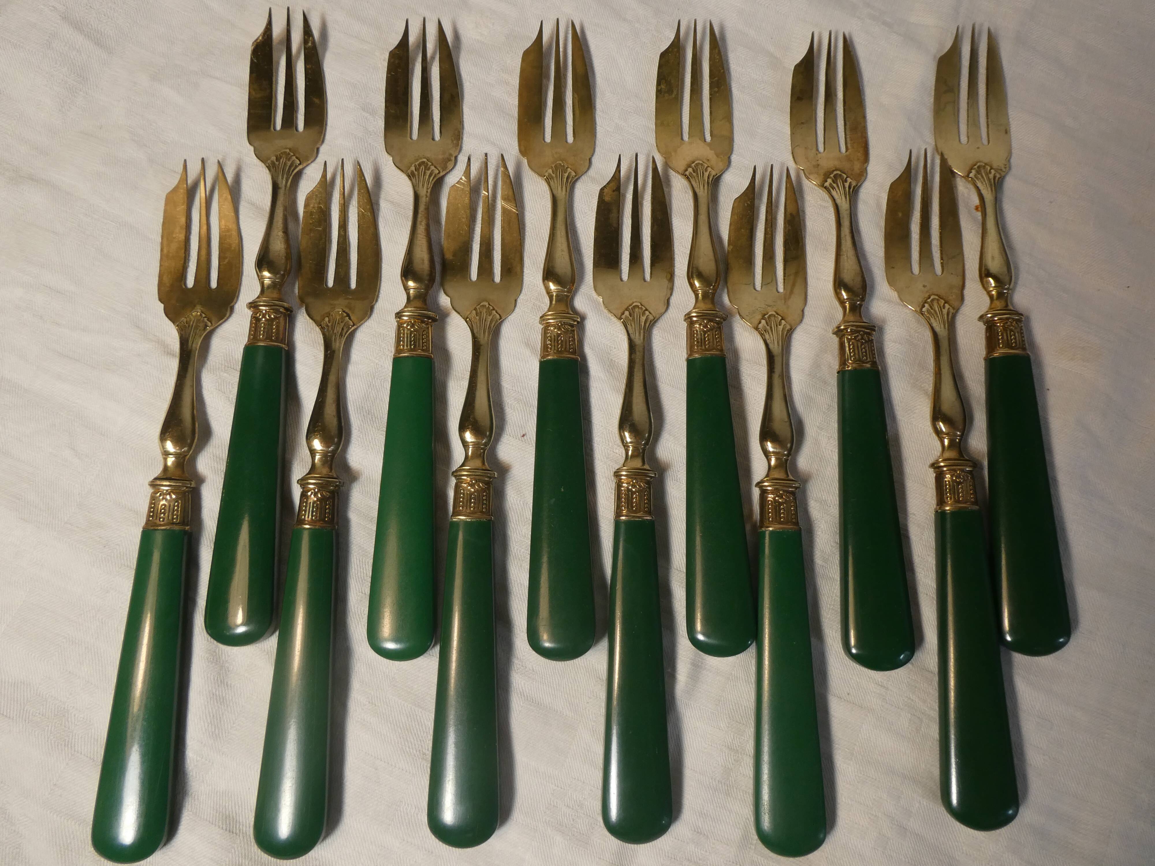 12 Dessert forks in their original box