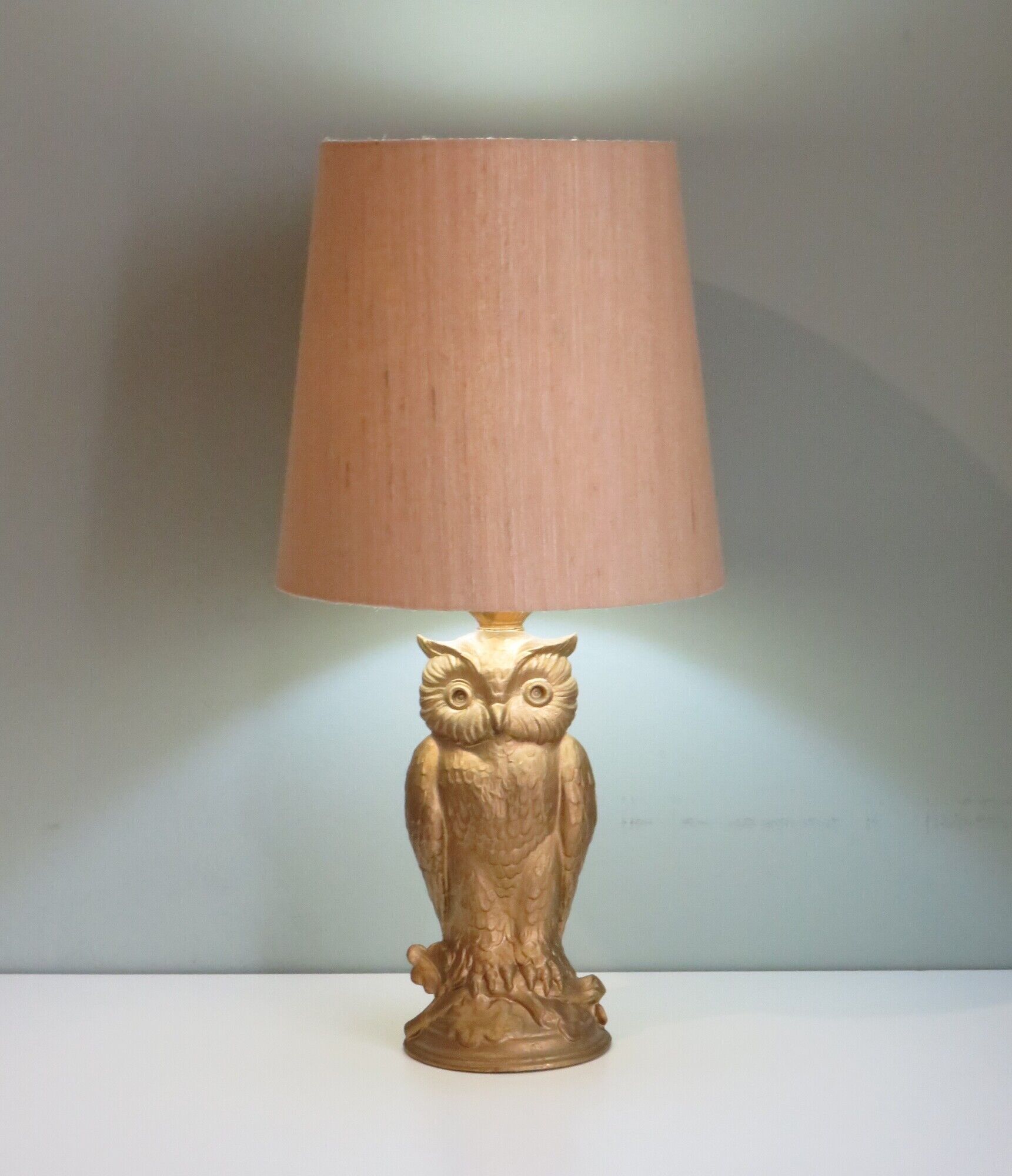 Vintage table lamp, nice golden metal 1970, Belgium