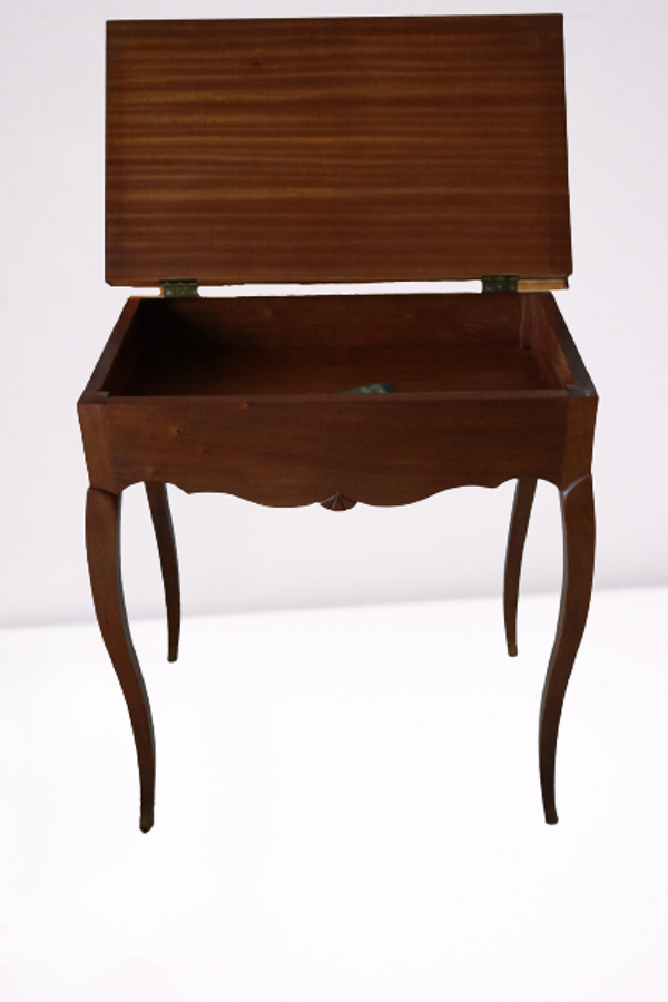 Table d'appoint, travailleuse pupitre vintage artisanale en acajou
