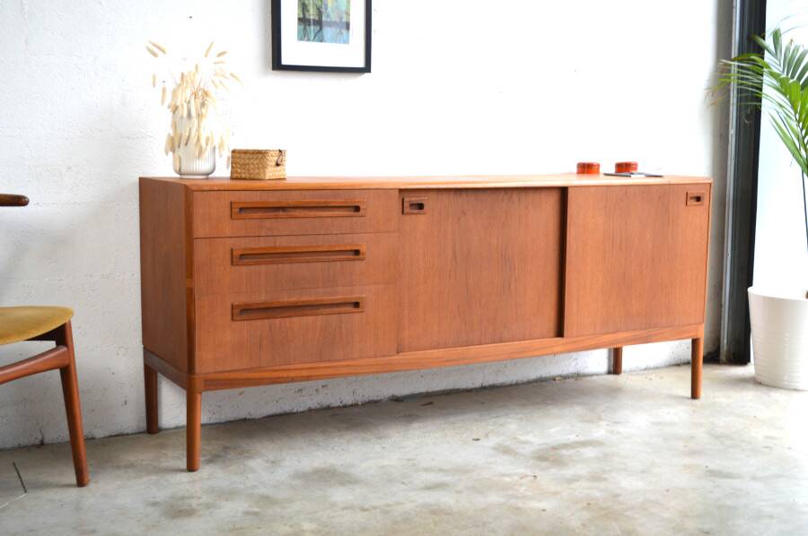 Danish vintage enfilade * Sliding doors * 183 cm *