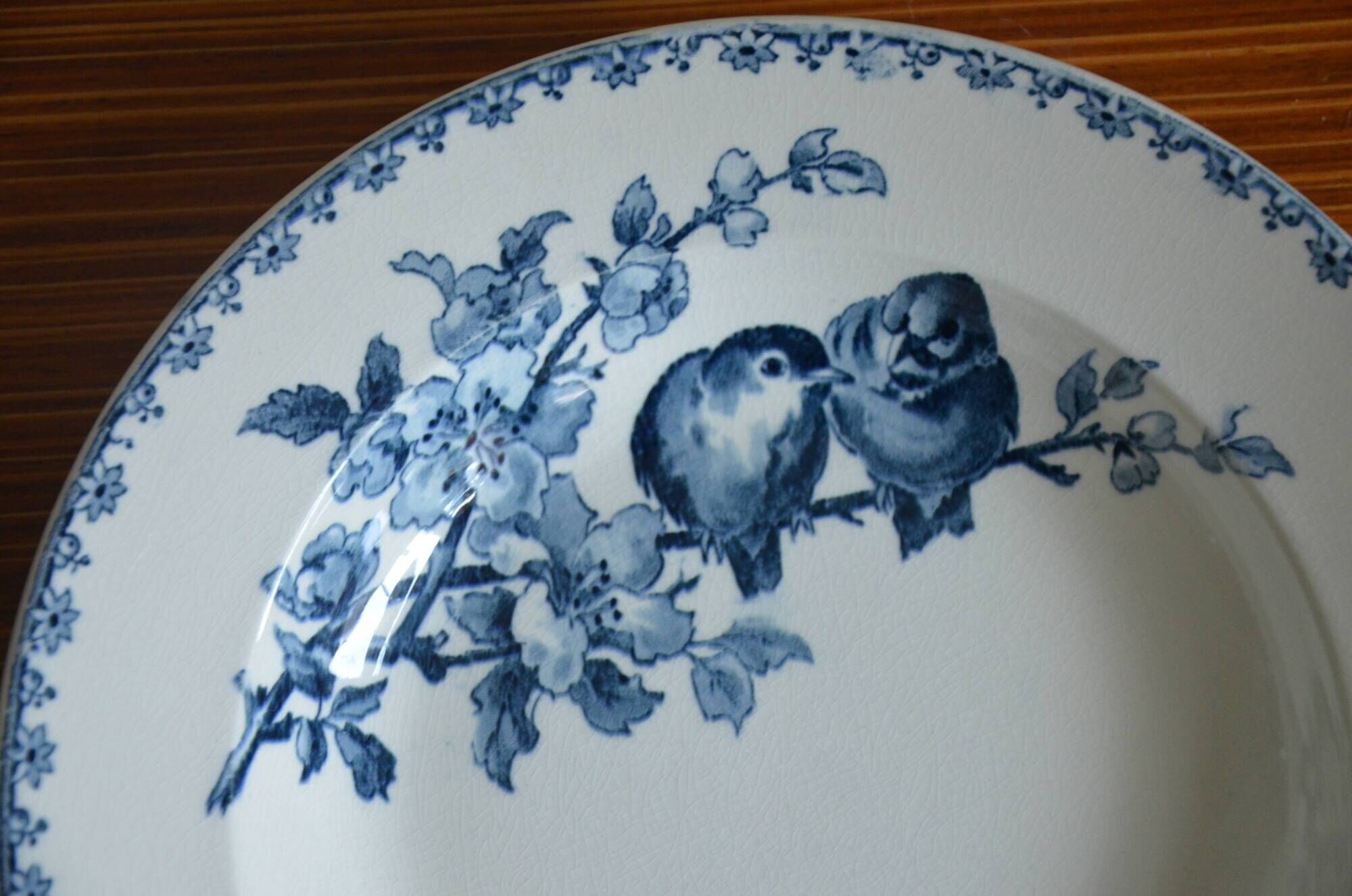 Lot of 2 hollow plates Sarreguemines, Favorite collection