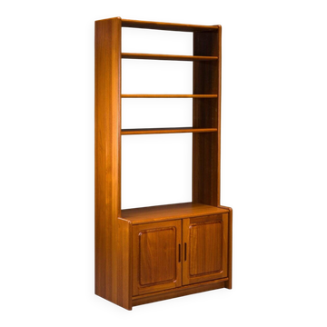 Danish teak bookcase with cabinet from Dyrlund, 1970s