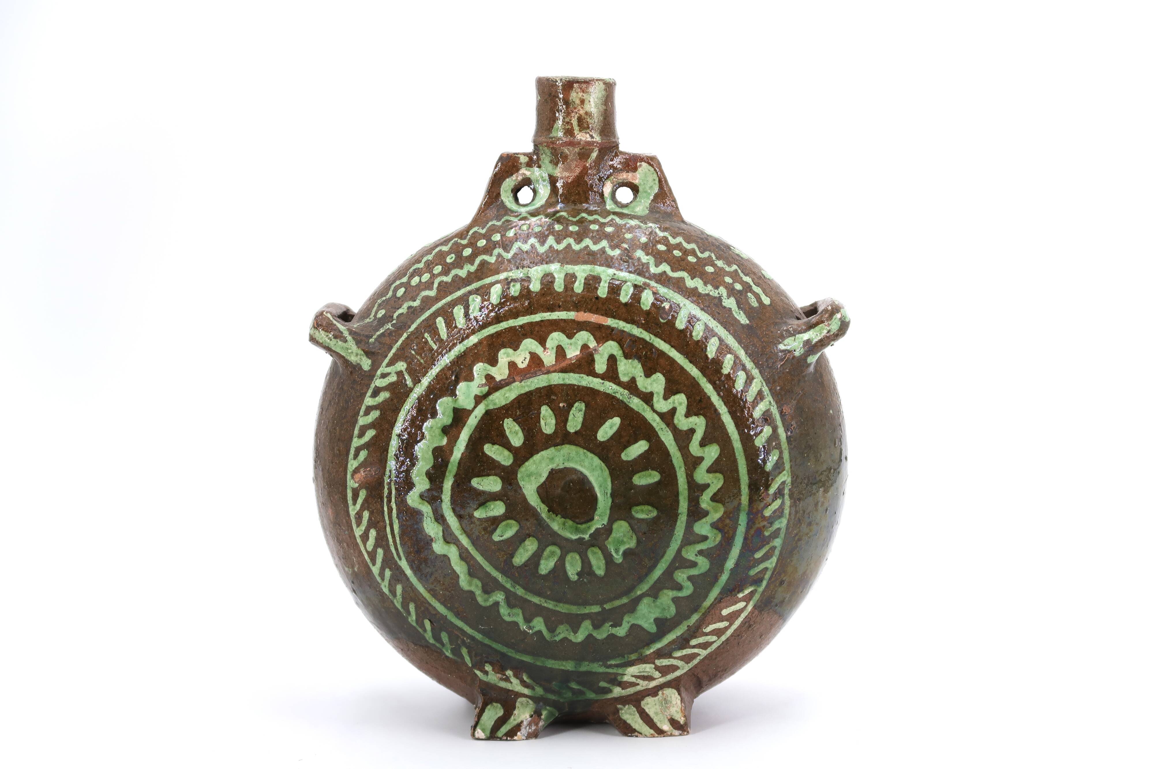 Popular Art shepherd's toad gourd in terracotta