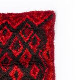 Scandinavian 20th century modern ryijy rug. 160 X 95 cm (63 X 37 in).