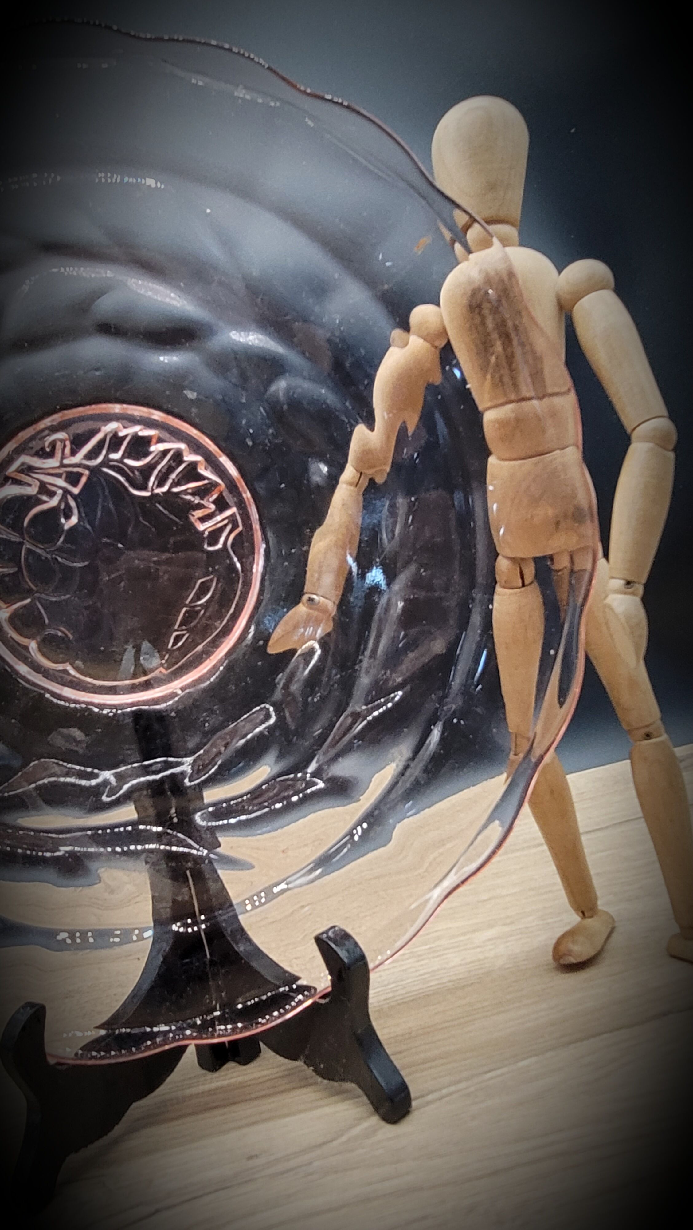 Pink grape dish Scailmont