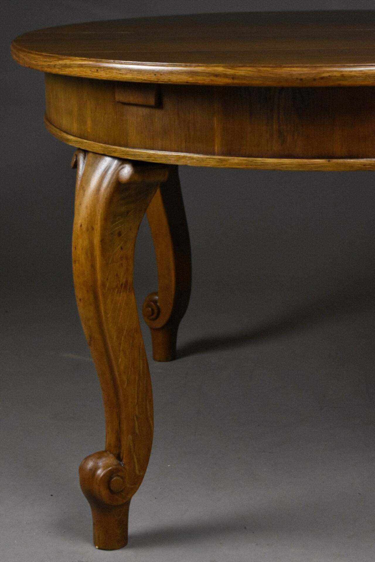 Grande table à manger extensible en chêne, début du 20e siècle