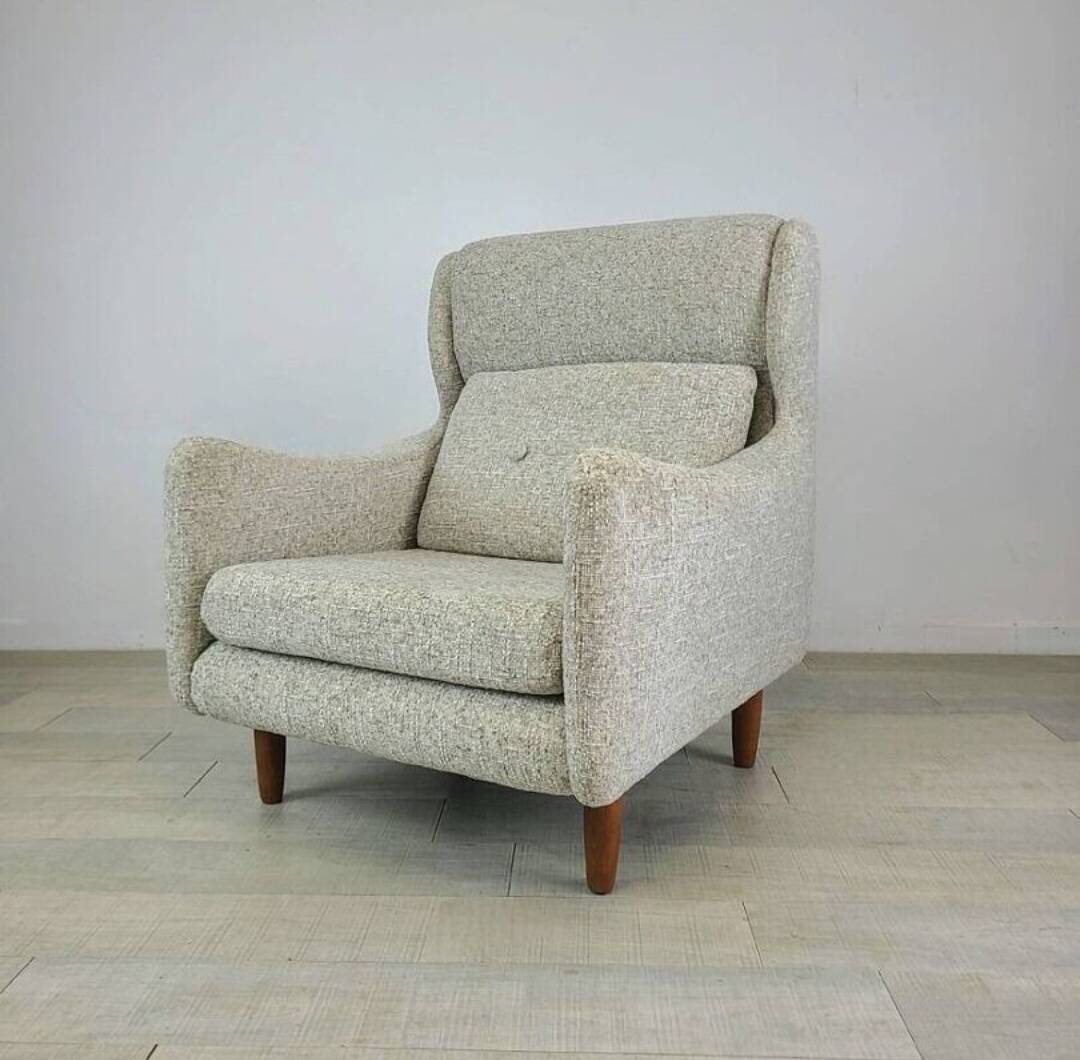 FS116 armchair called Dachshund design Michel Mortier edition Steiner vintage