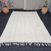 Handmade pure wool rug, size 1.5/2.5 m.