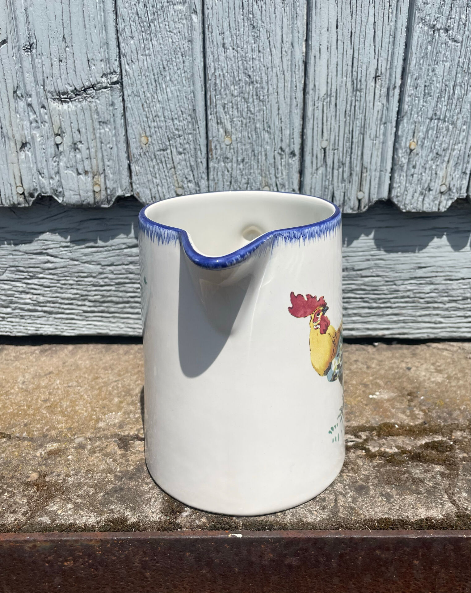 pitcher Luneville the roosters