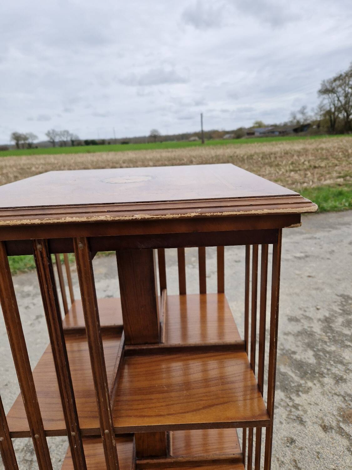 Old revolving library