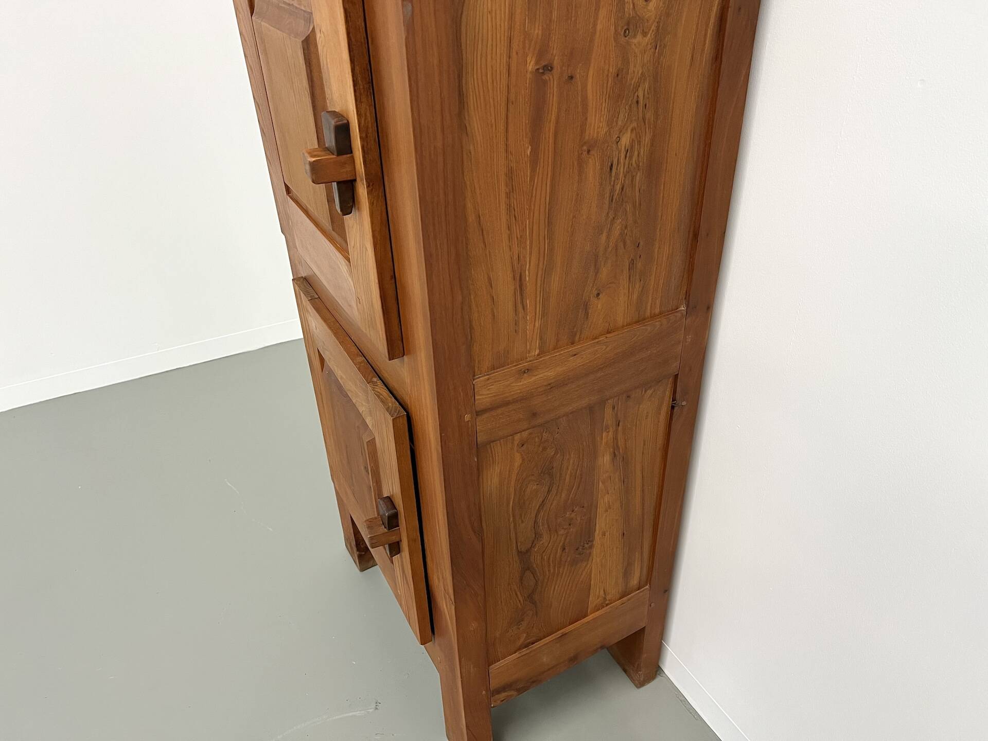 Small brutalist 50s bonnetiere wardrobe