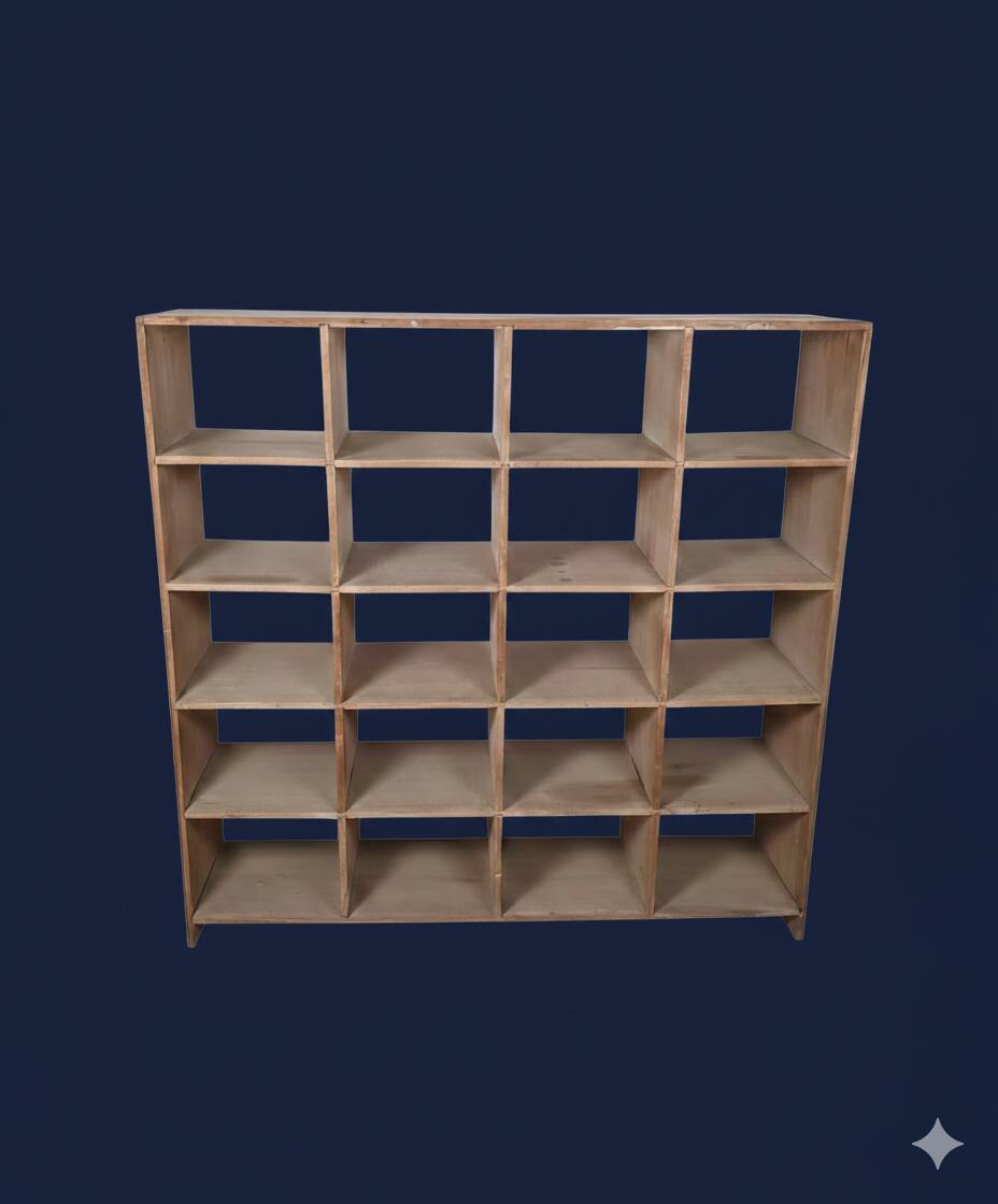 Solid wood workshop cabinet with compartments