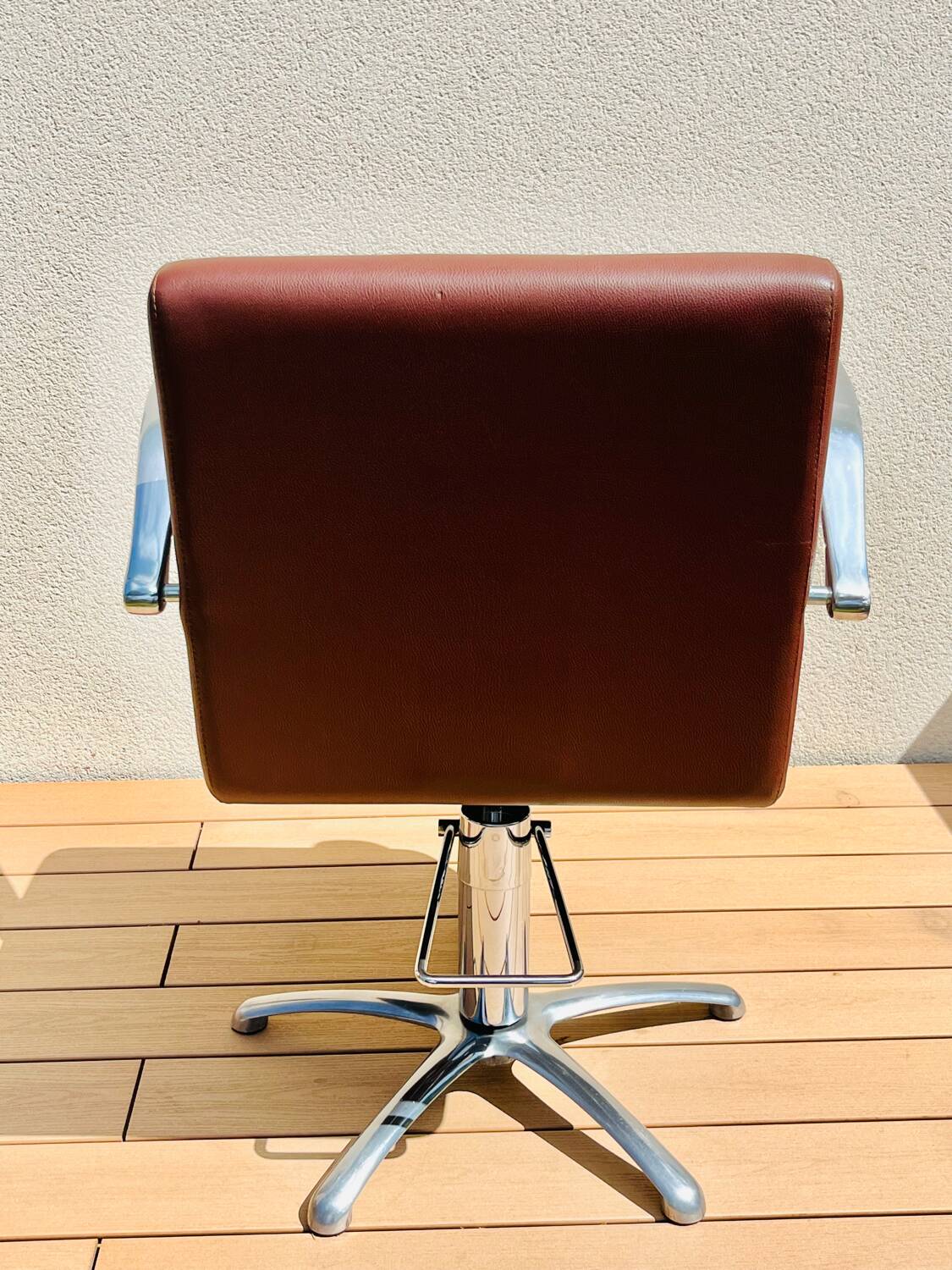 Barber & hairdresser chair