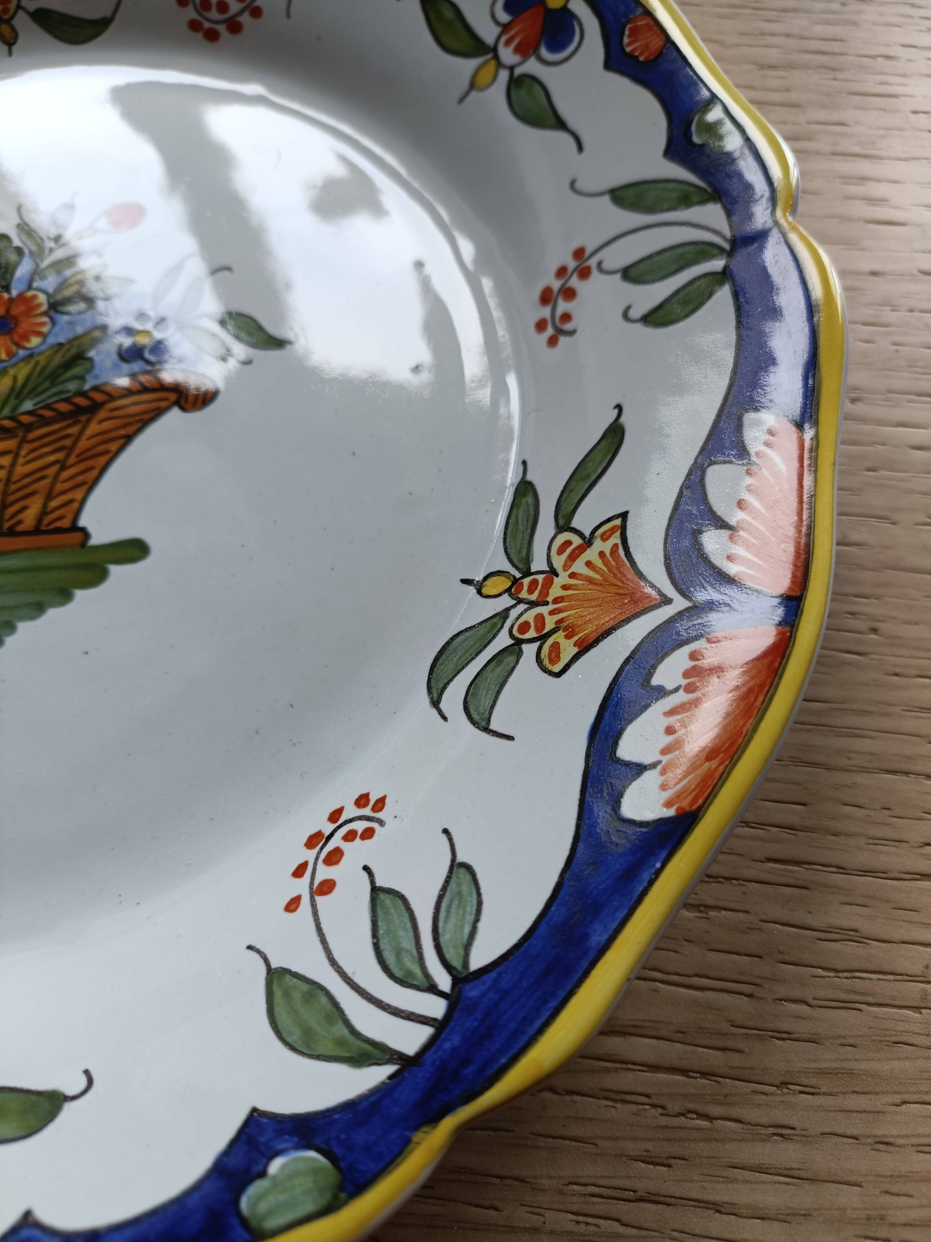 Assiette faïence Desvres signé Géo Martel